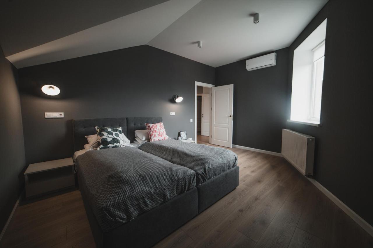 Kostjukowski Apartments Mudroho 12 V Lwów Zewnętrze zdjęcie