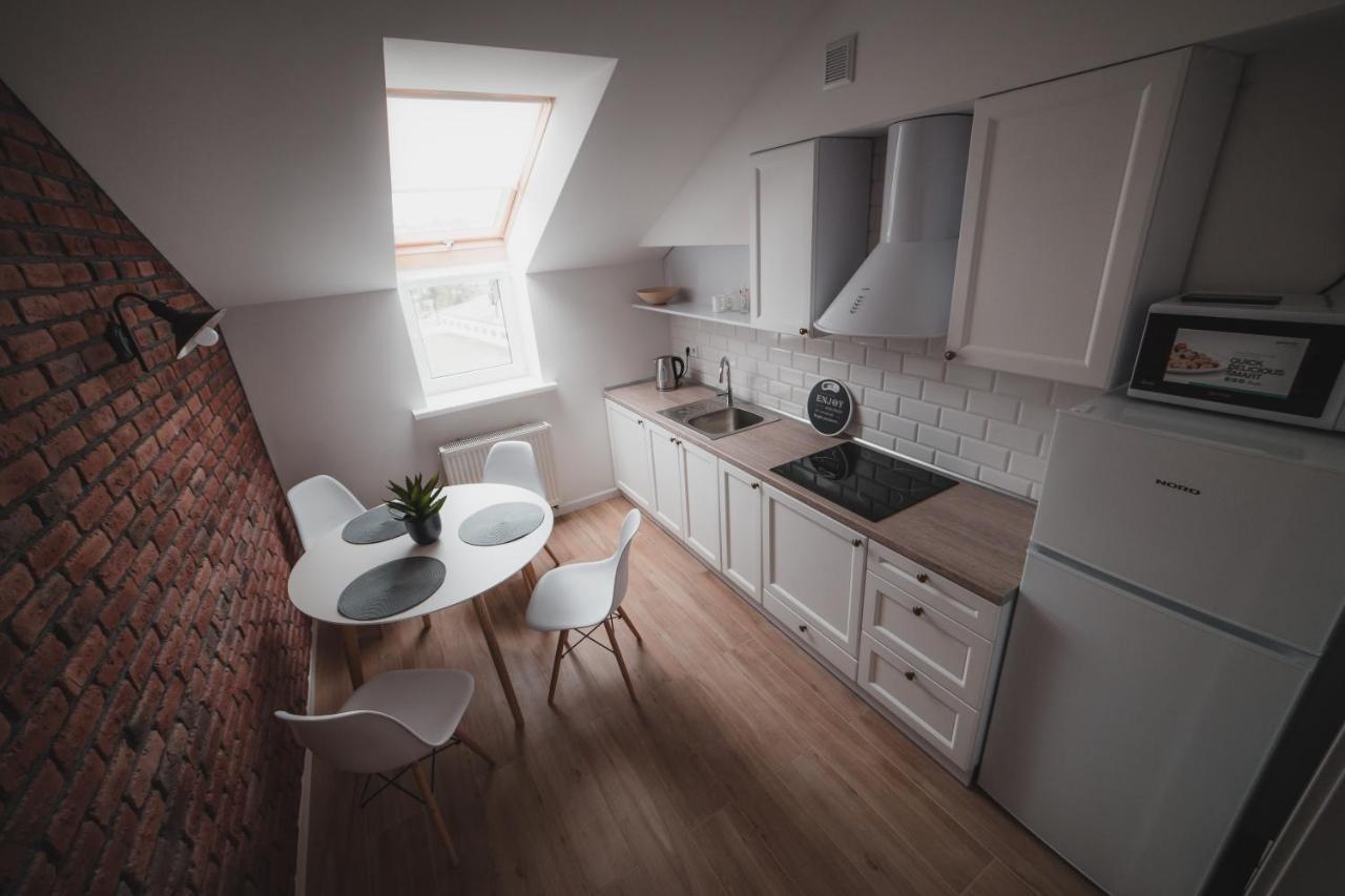 Kostjukowski Apartments Mudroho 12 V Lwów Zewnętrze zdjęcie